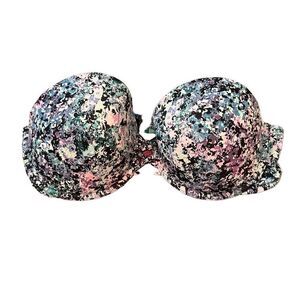 Victoria’s Secret bikini top
